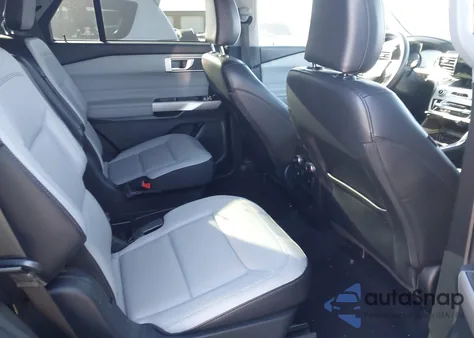 2021 Ford Explorer Xlt z USA, uszkodzony, nr VIN 1FMSK7DH7MGA37258